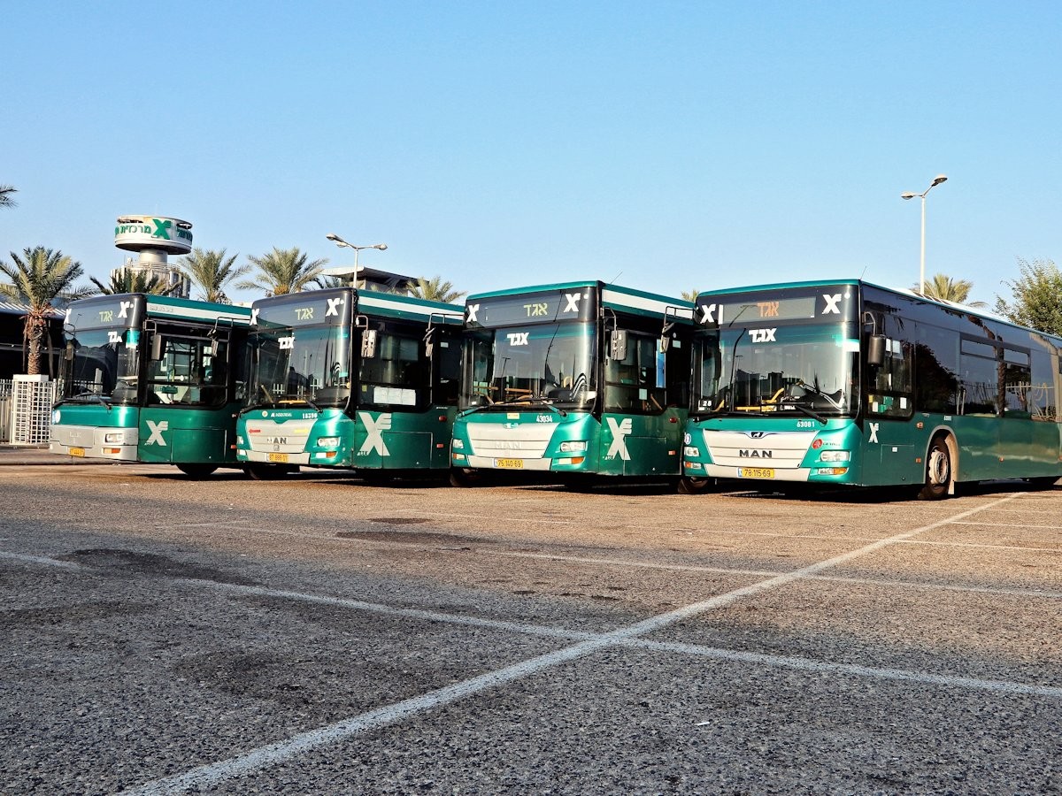 בלדה לאוטובוסים נמוכי הרצפה של מ.א.ן