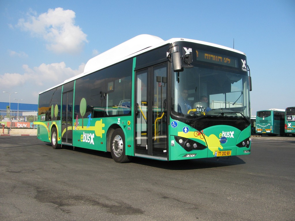 70 שנות רכש אוטובוסים
