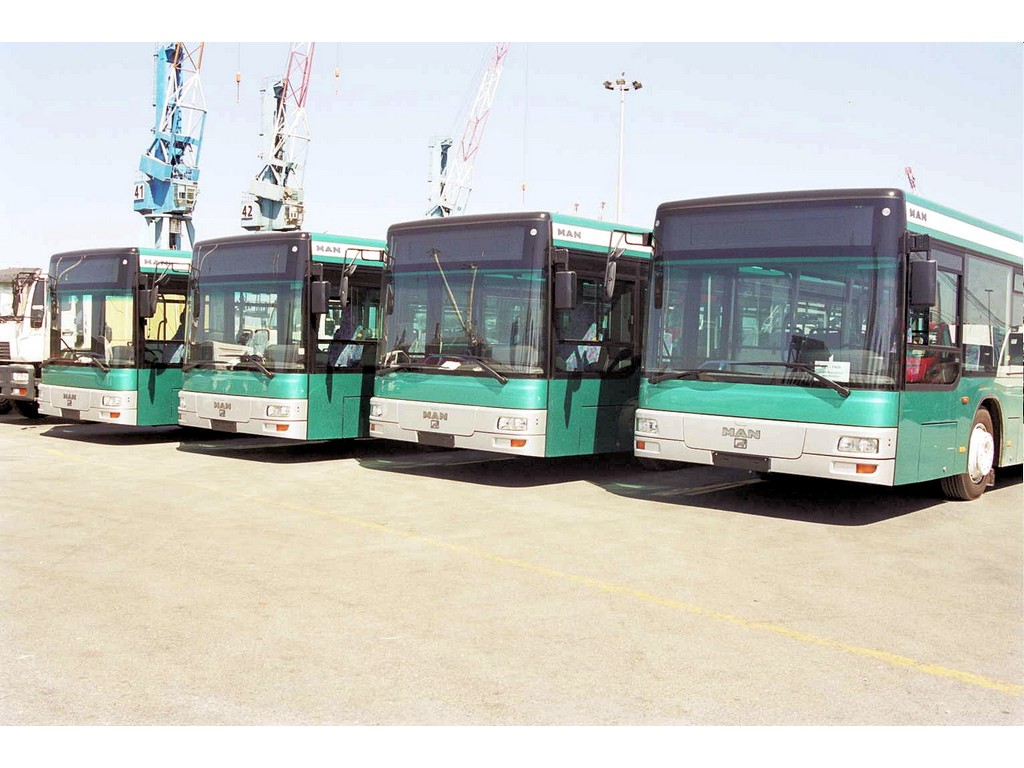 70 שנות רכש אוטובוסים