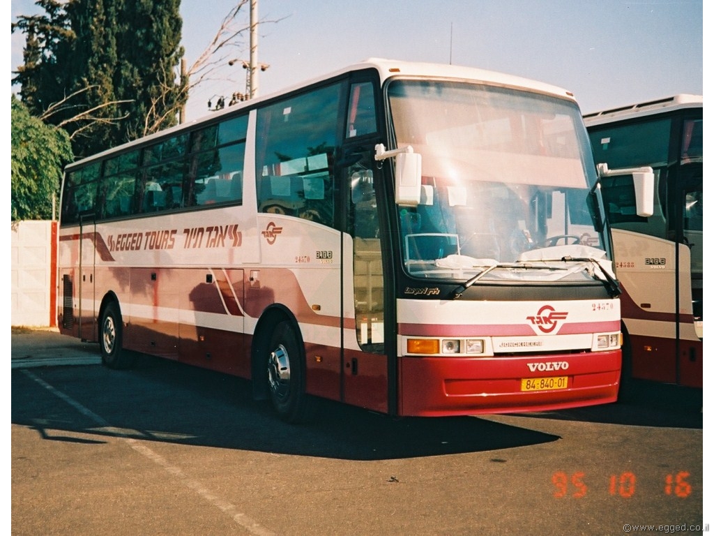 אוטובוס הוולוו B10B הראשון שהגיע לאגד