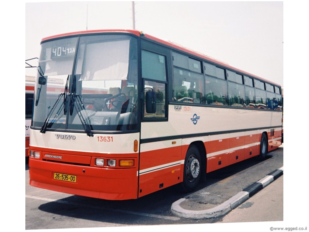 אוטובוס הוולוו B10B הראשון שהגיע לאגד