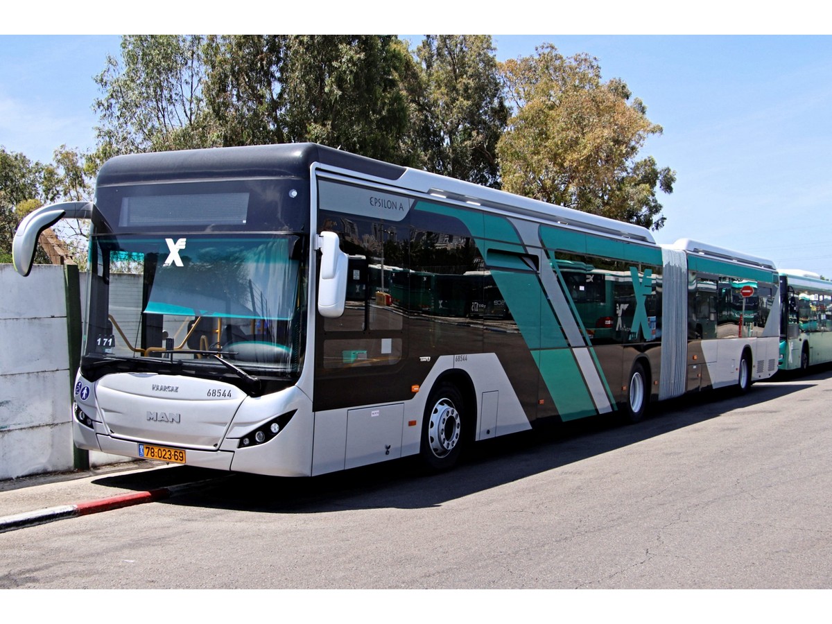 בלדה לאוטובוסים נמוכי הרצפה של מ.א.ן