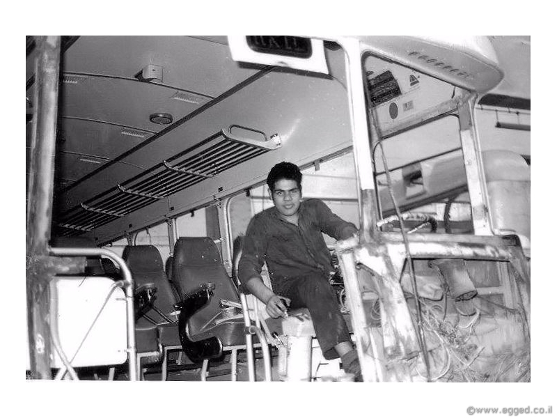 אני כבר מתגעגע למוסך עיר גנים שבו גדלתי ובו התחלתי את דרכי באגד