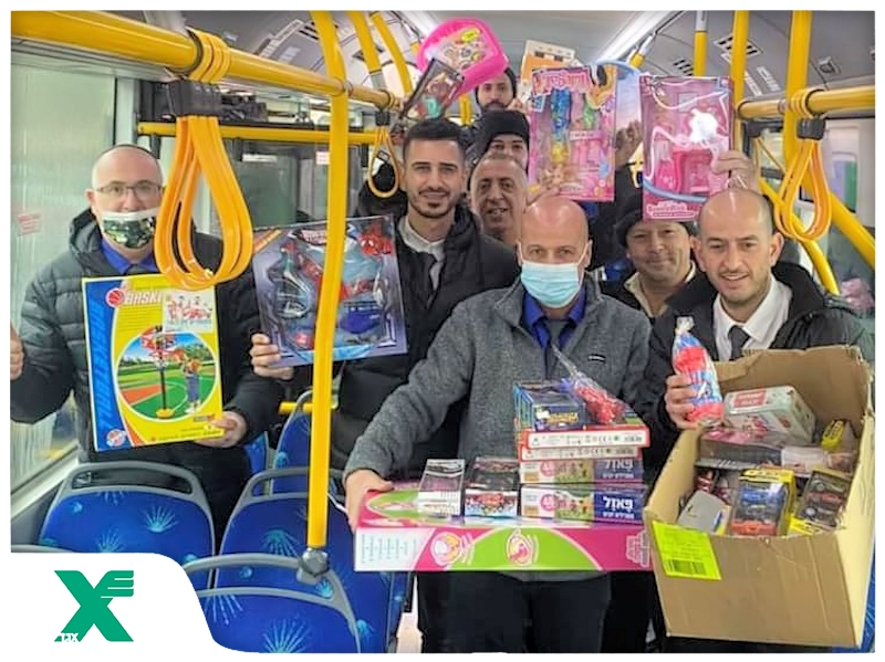 סניף מלחה חלוקת מתנות בבתי חולים לכבוד ט&quot;ו בשבט